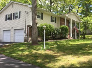 3 Amsterdam Rd, New City, NY 10956