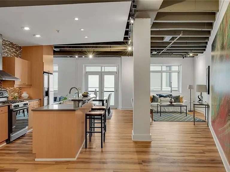 805 Peachtree St NE #306 — Photo 1