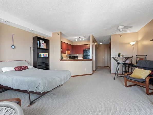 78 10th St E UNIT 1907
