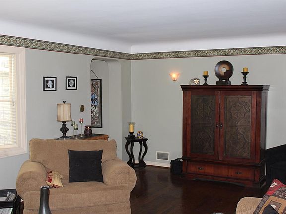 3rd image of 2750 Werkastle Ln
