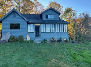 322 Lander Rd, Lee, MA 01238