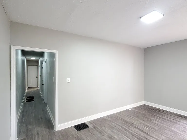1250 E Livingston Ave #2 — Photo 12
