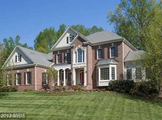 3235 Foxvale Dr, Oakton, VA 22124