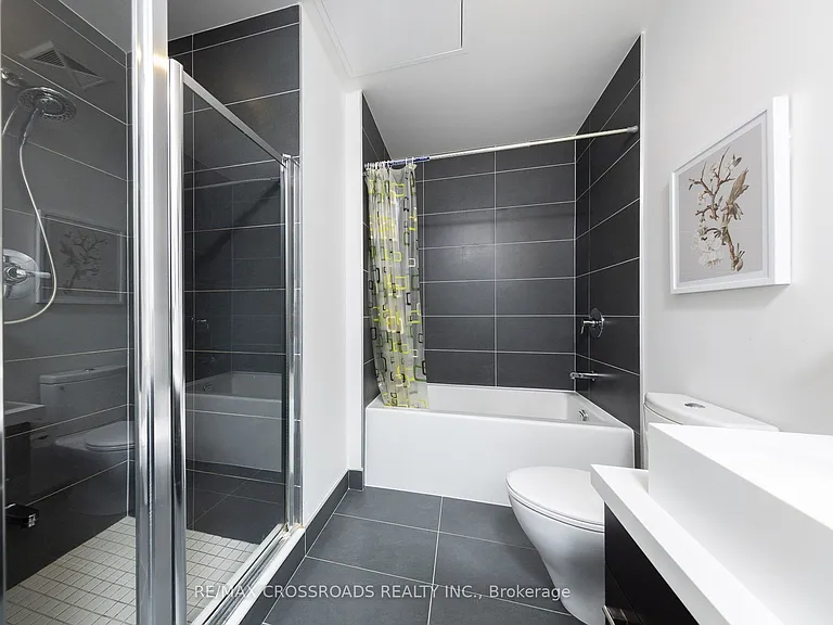 1080 Bay St #4509 — Photo 20