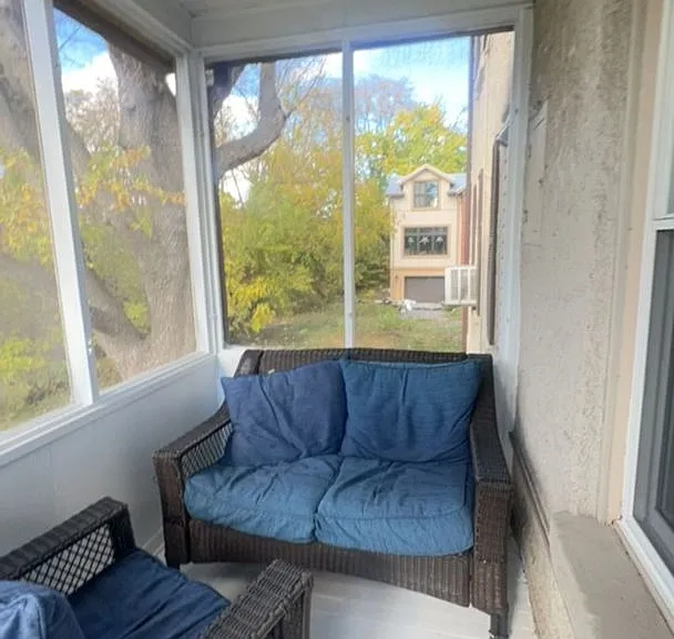 205 S Willow St #B — Photo 11