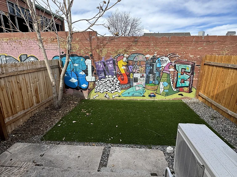 715 W 9th Ave — Photo 12