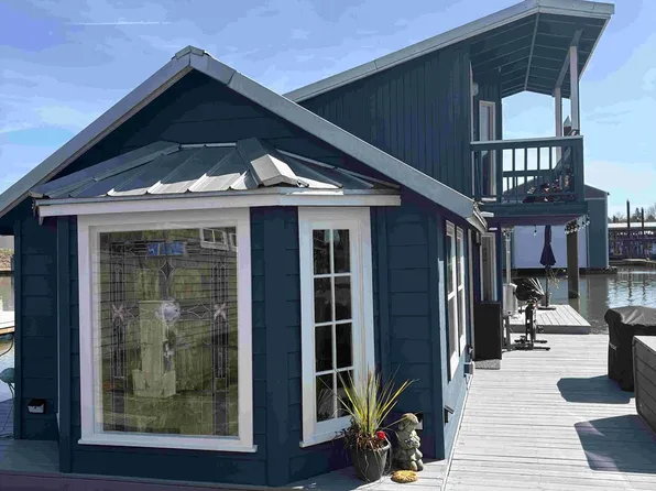 11860 N Jantzen Dr, Portland, OR 97217