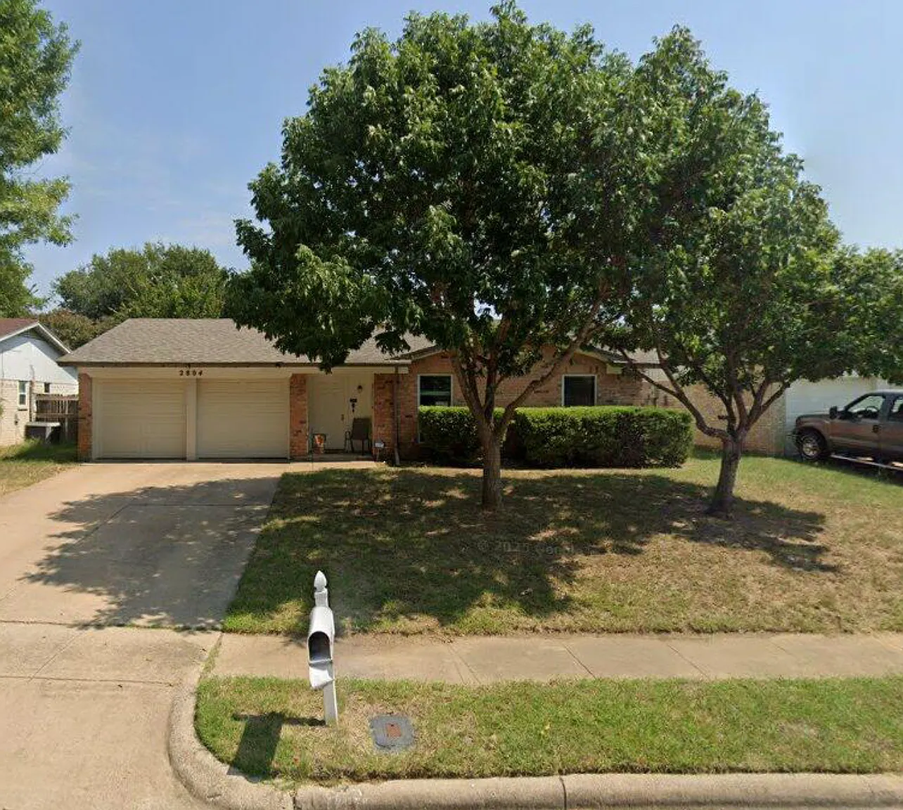 3 bed, 1088 sqft, $1,900 — Photo 1