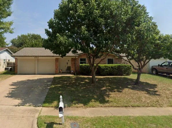 2804 Starlake Ct, Irving, TX 75060