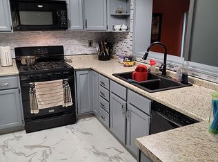 1586 Radio Rd, Almo, KY 42020