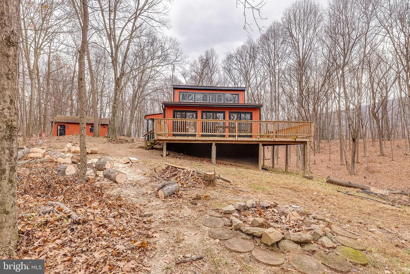 181 Flagstone Ln photo 1