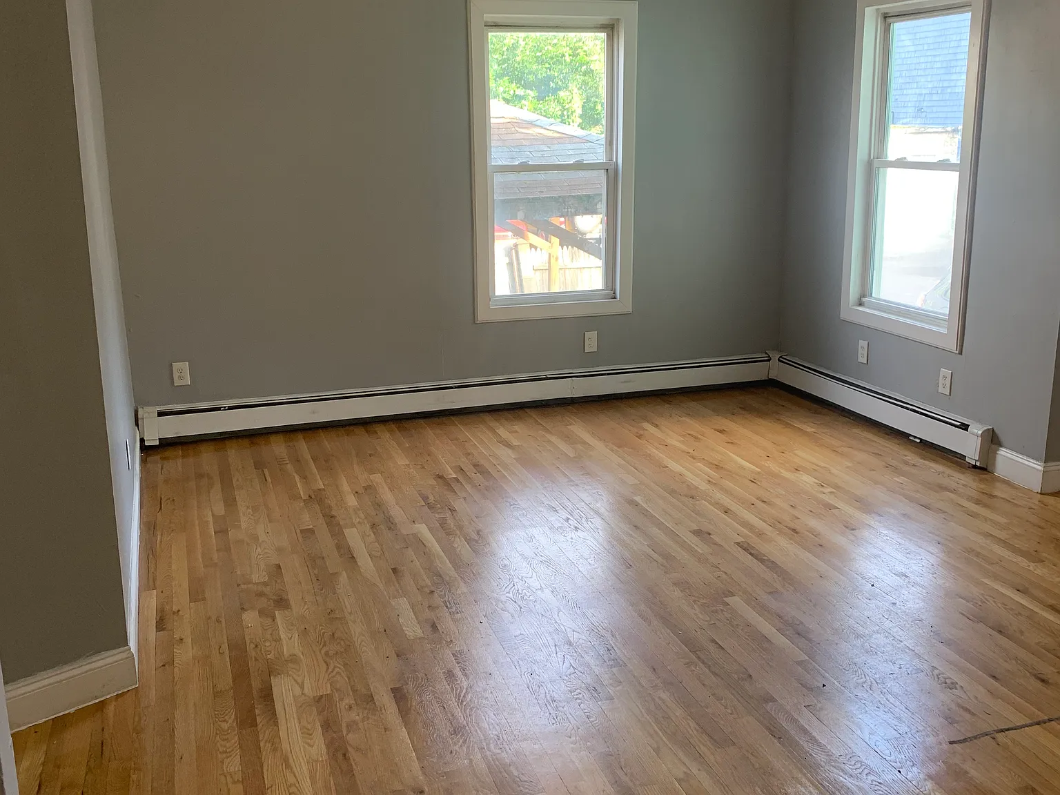 2 bed, 824 sqft, $2,400 — Photo 4