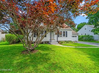 2052 Cardiff Rd, Schenectady, NY 12303