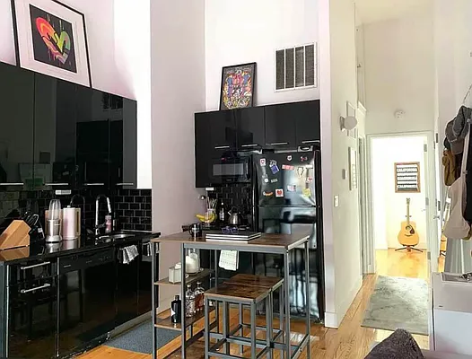 Rented by Compass | media 7