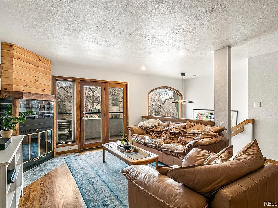 607 E 7th Ave