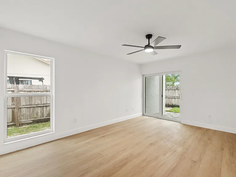 1313 Pinetta Cir — Photo 14