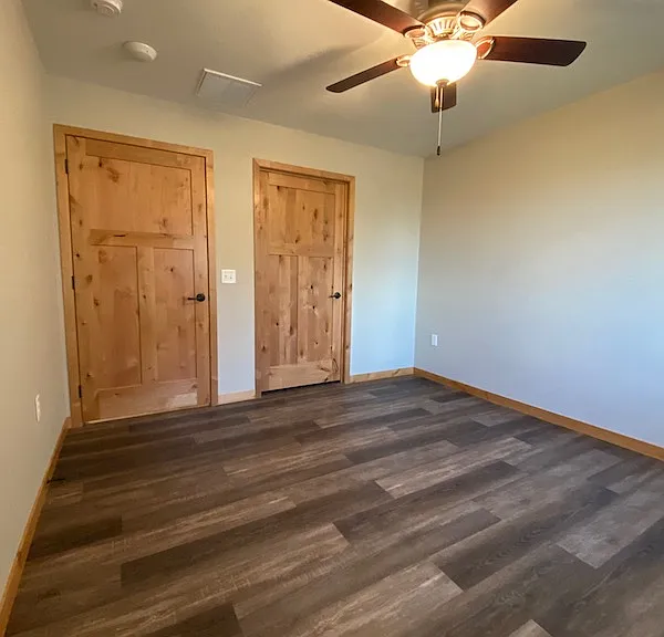 Sunset Place Apartments — Photo 81