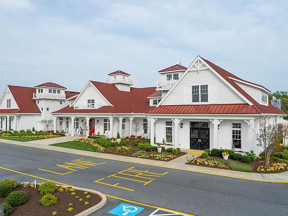 3rd image of 33655 Stonington Dr