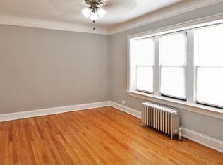 805 Fillmore St #2, Oak Park, IL 60304