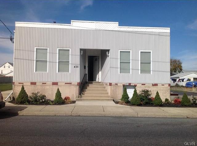 1st image of 435 E 10th St APT 2