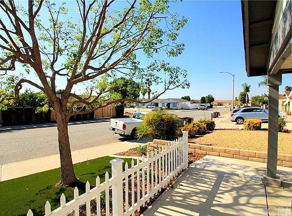 4th image of 28140 Gardena Dr