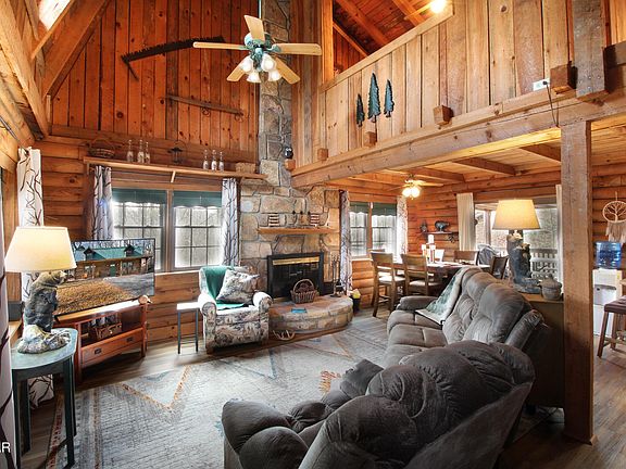2nd image of 1923 Bales Way