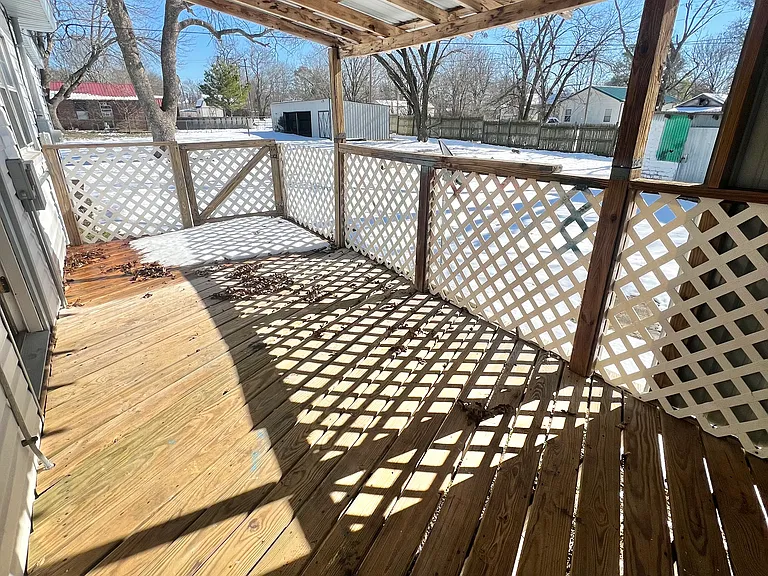 807 W Ragan St — Photo 20