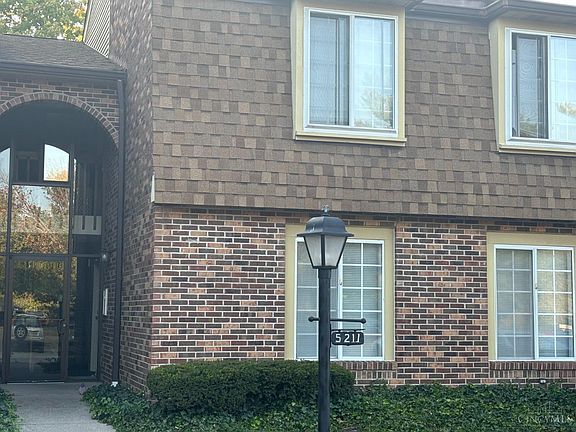 2nd image of 5211 S Eaglesnest Dr #76