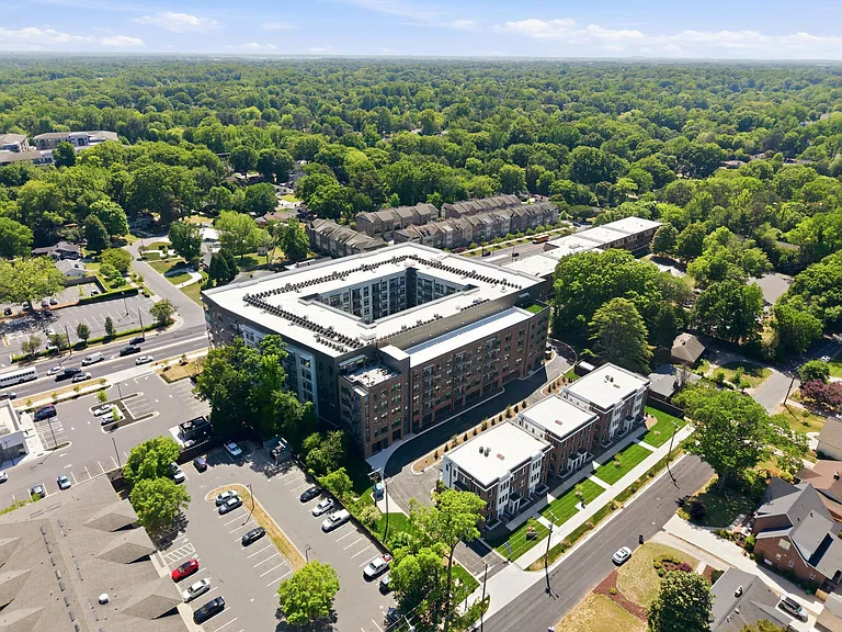 Adler Montford Park + Drexel Townes — Photo 40
