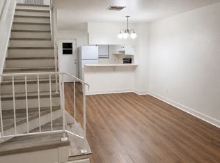 6780 121st St #8, Seminole, FL 33772