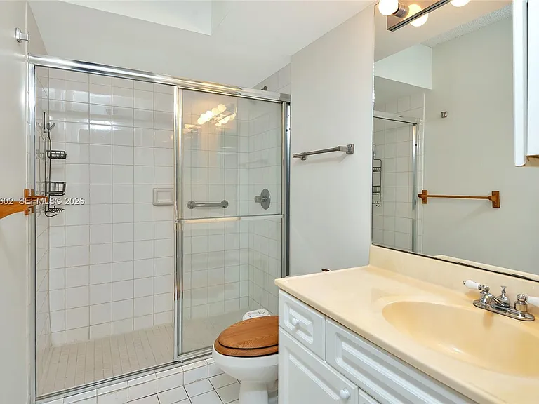 5900 Collins Ave #408 — Photo 23