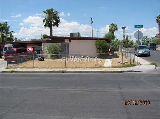 2nd image of 2200 S 15th St