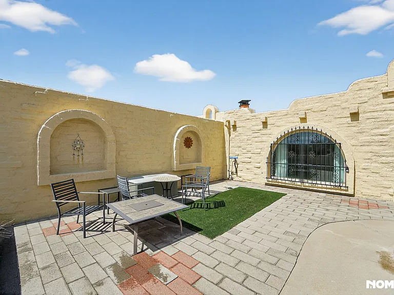 768 W Calle Del Ensalmo — Photo 12