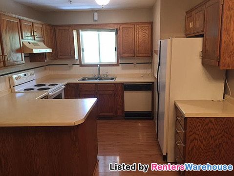 2nd image of 3181 Manitou Dr #14
