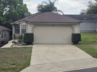 570 Portland Cir, Apopka, FL 32703