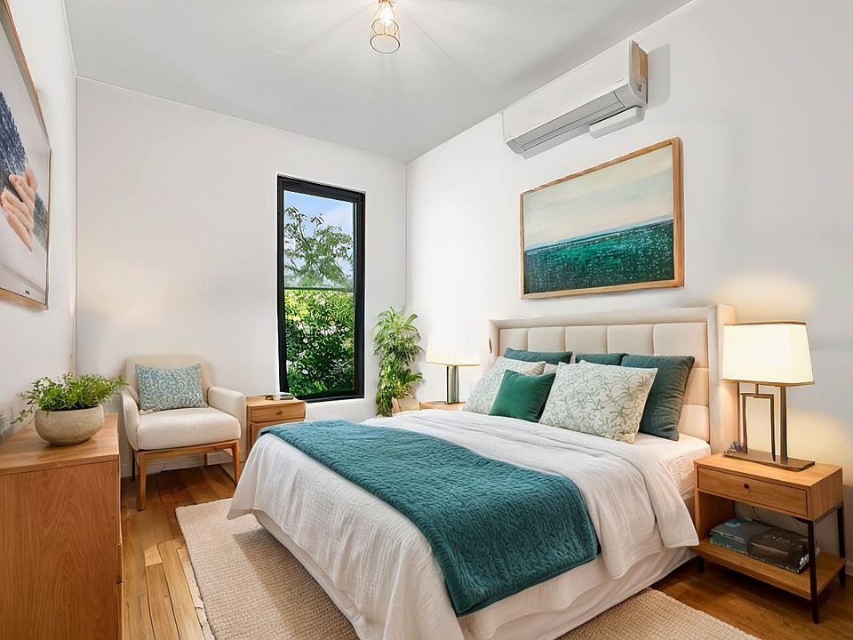 1st image of 326 Cornelia St APT 4