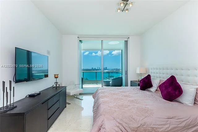 900 Biscayne Blvd #2002 — Photo 28