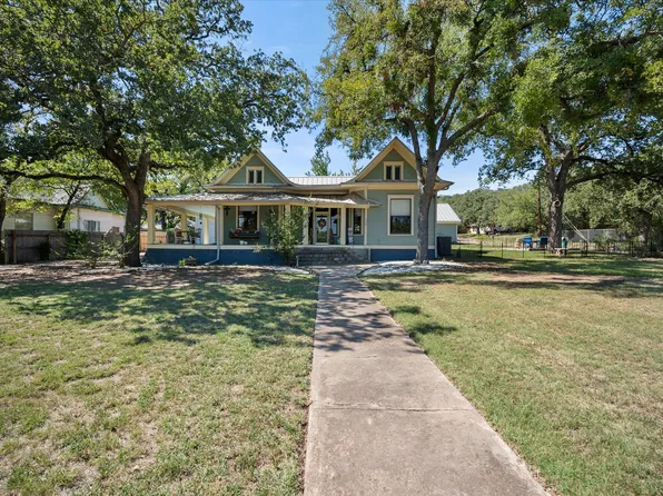 1209 NW 4th Ave, Mineral Wells, TX 76067