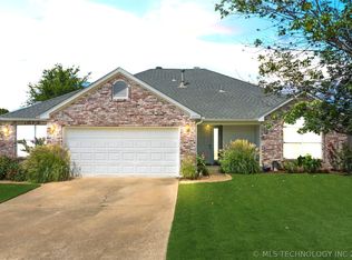 8320 E Madison St, Broken Arrow, OK 74014