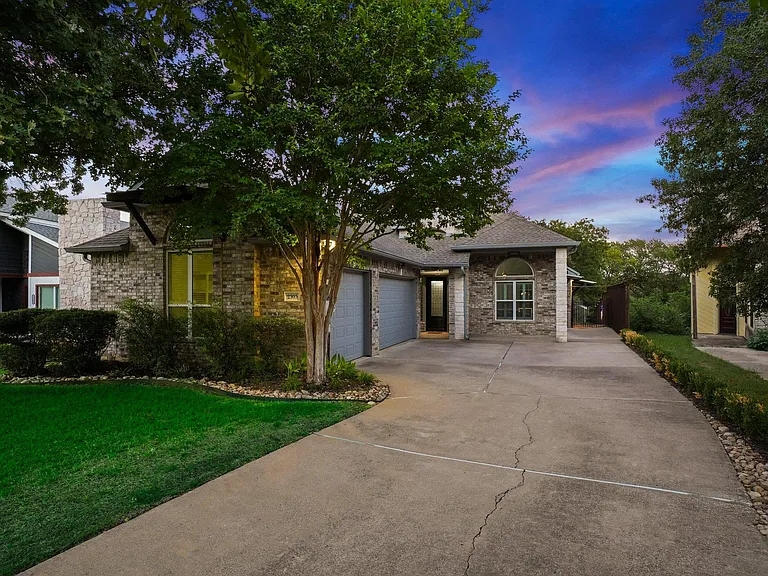 2305 Clearview Ct — Photo 47
