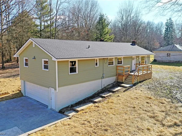 783 Center World South Rd SW, Leavittsburg, OH 44430