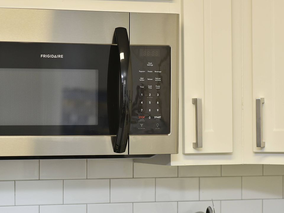 Modern Cabinetry + Backsplash