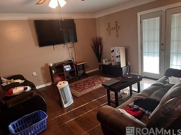 2nd image of 4055 Edgemont Dr