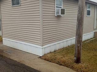 22600 Middlebelt Rd #E08, Farmington, MI