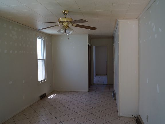 4th image of 5826 S 18th St