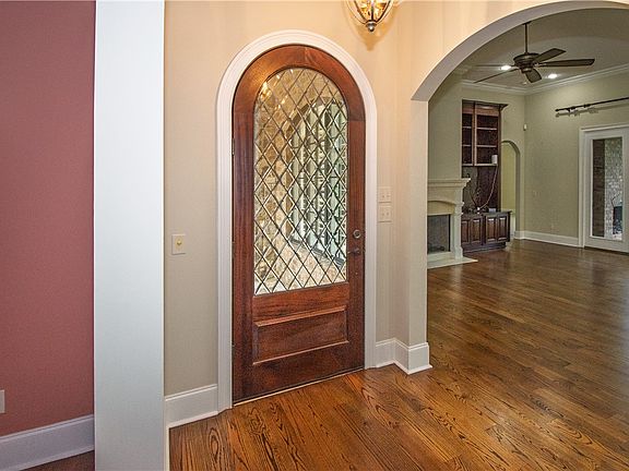 3rd image of 1646 Heron Point