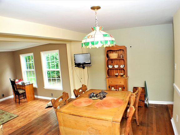 eat in area of Kitchen