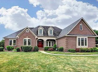 1180 Premwood Dr, Troy, OH 45373