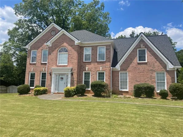 1875 Lisa Springs Dr, Snellville, GA 30078