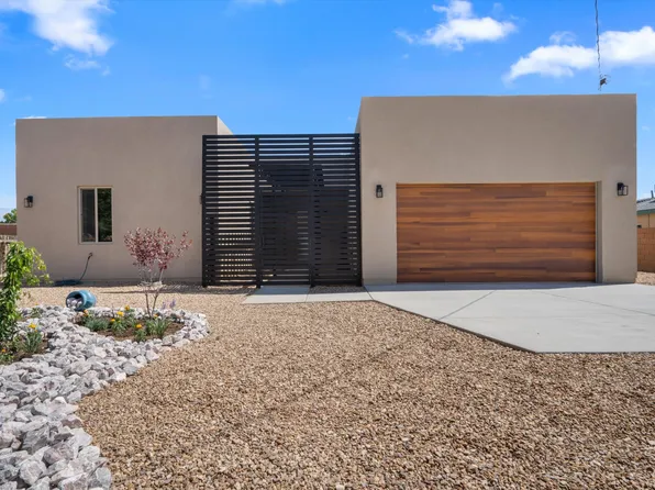 5100 Guadalupe Trl NW, Albuquerque, NM 87107